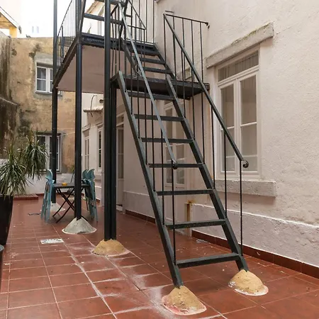 Apartament Garden Lizbona